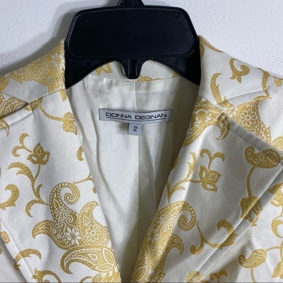 Donna Degnan Gold Paisley Print Jacket Sz 2 White Coat Blazer Women’s - Picture 3 of 7